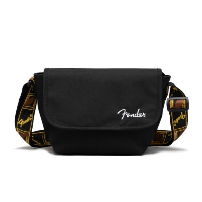 【 】★SALE★Monogram Flap Shoulder Pouch Bag★ Monogram Flap Shoulder Bag | Tommy Hilfiger