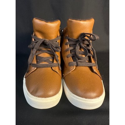 Boy's Casual Wonder Nation Non-Marking Brown High Top Shoe Size 4