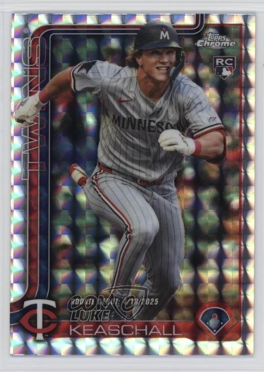 2025 Topps Chrome Update Rookie Debut Geometric Refractor Luke Keaschall 19n6