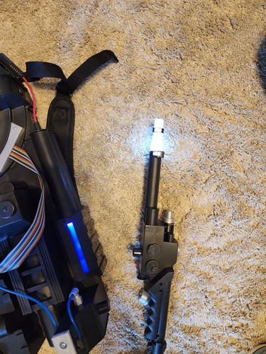 Ghostbusters Proton Pack Deluxe Replica Bacchetta Illumina Costume Halloween Cosplay - Foto 4 di 7
