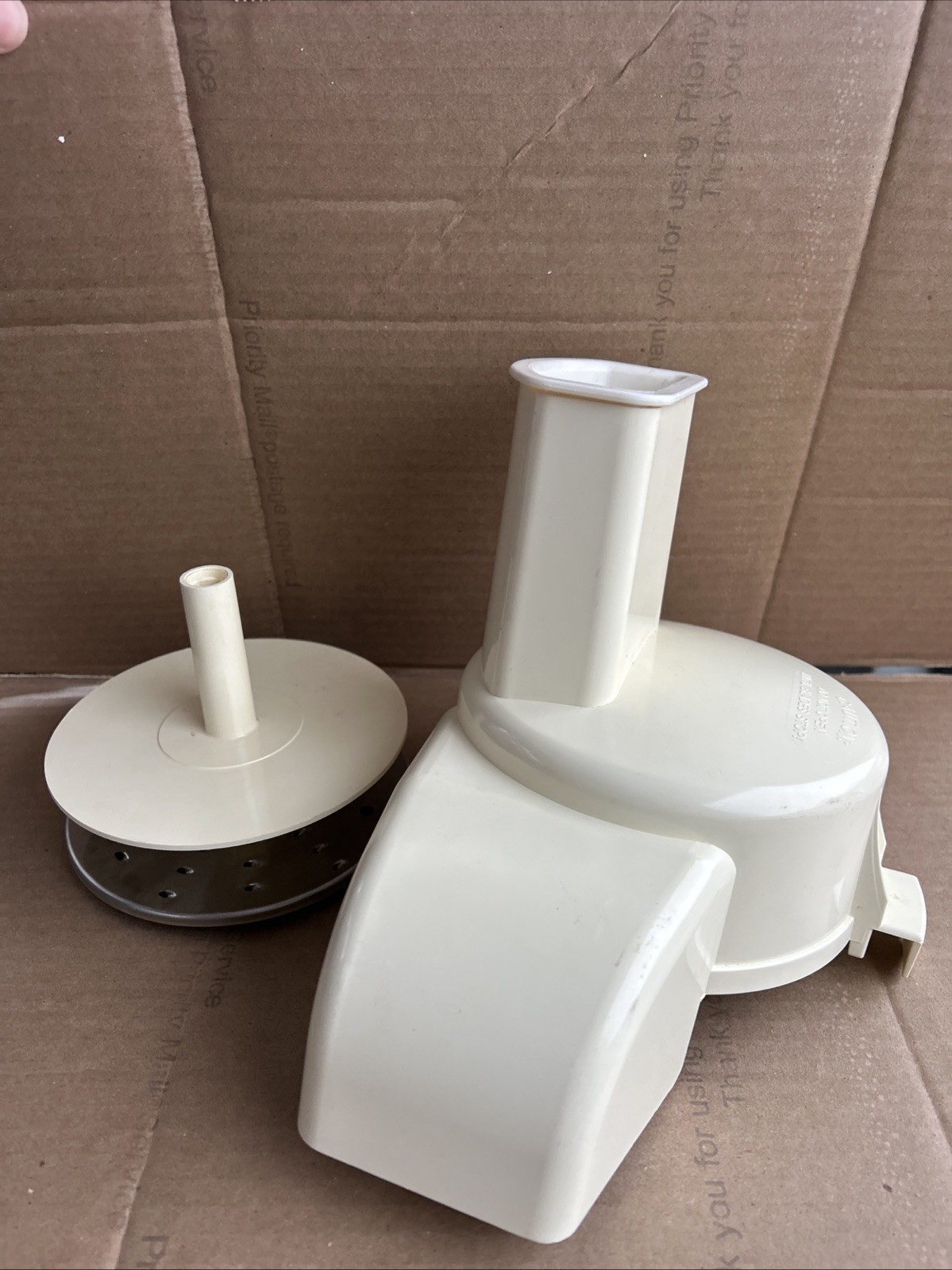 Oskar Food Processor Chopper  14081 Shred Slice Blade, Thrower Chute Lid Pusher