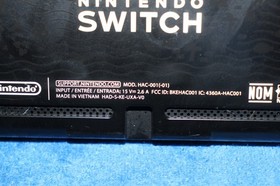 Nintendo Switch HAC-001(-01) Animal Crossing Edition, Joy-Cons 32 GB 6.2" Screen