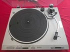 Vintage 1981 Technics SL-D303 Direct Drive Turntable, needs repair or for parts.