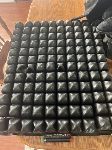 Roho Wheelchair Cushion 18.5" X 22" X 4.25” NO Cover QSCUSTC Needs Patch