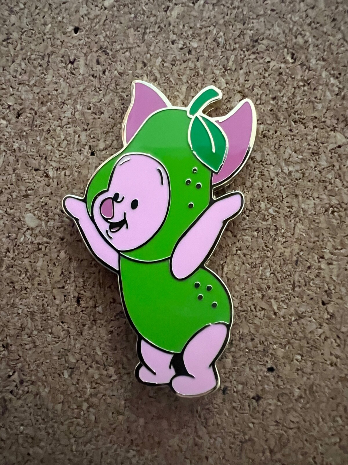 Disney Pin Uncas - Characters in Fruit Costume Series - Piglet Pear
