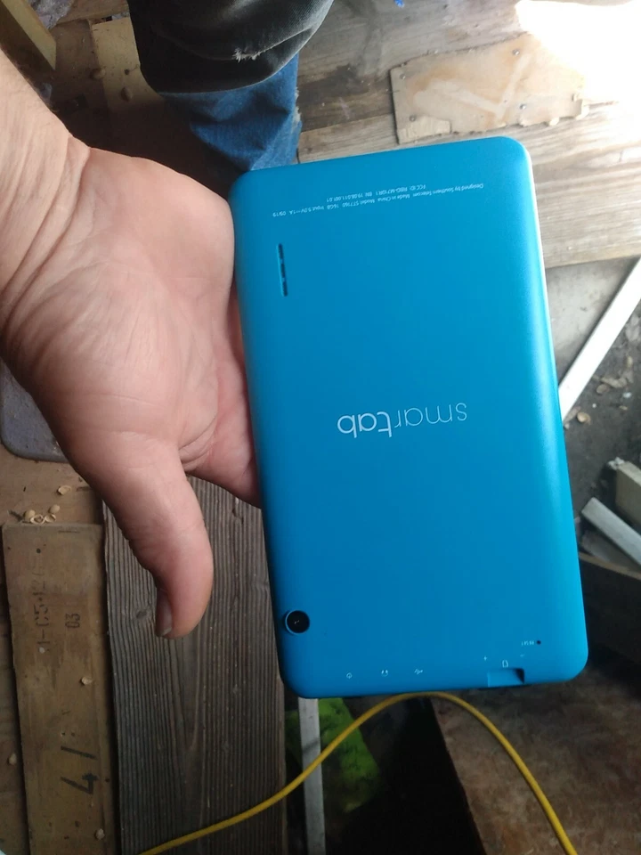 Tablet Smartab ST1009XBKA Android 7" 32 GB Cuatro Núcleos - Azul Foto 2 de 2