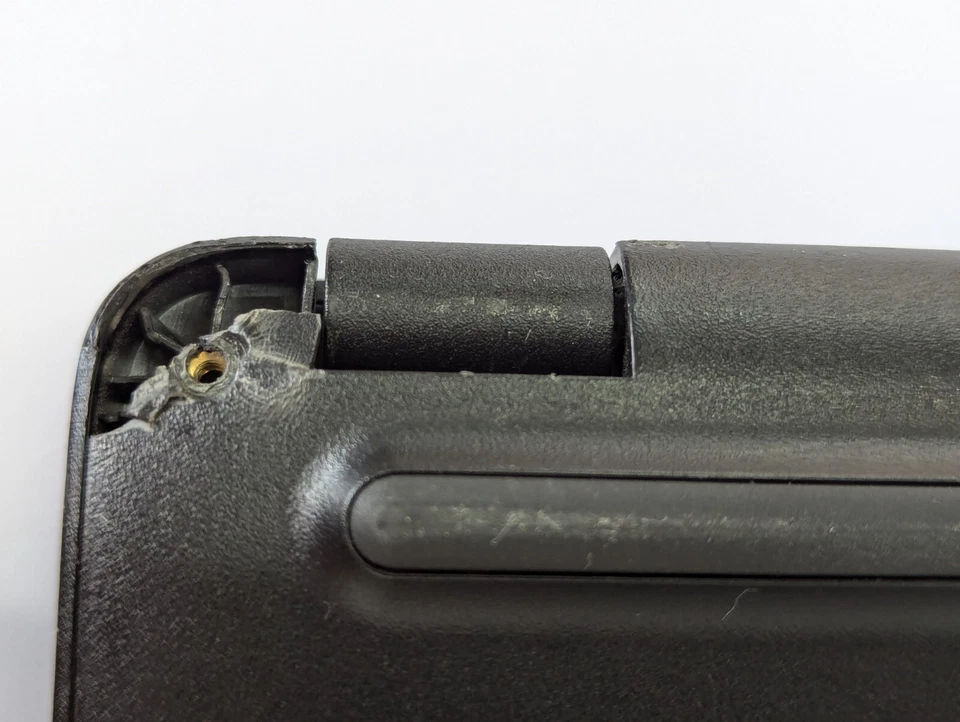 Dell Latitude 3580 · i5-7200U · 8GB · 256GB, photo 3 of 5