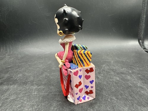 Betty Boop Figurine Really Good Girls Go Shopping It's A Girl Thing Danbury Mint - Picture 2 of 9