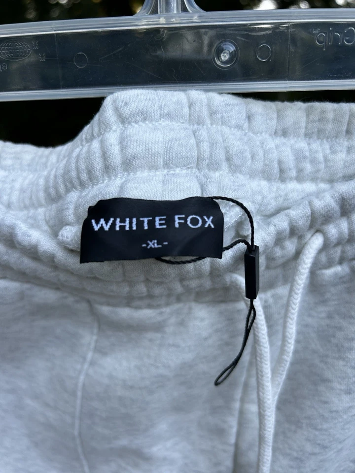 Pantalones Cortos Deportivos Zorro Blanco XL Gris Vol 3 Salón Informal Acogedor Ropa de Calle Para Mujer’s Nuevos sin Etiquetas Foto 3 de 4