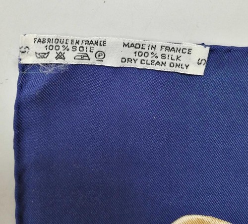 Authentic Hermès Kare 90 “Grand Manege” Scarf Stole Silk Blue Ladies 90×90cm - Picture 7 of 7