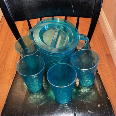 Tupperware Teal  Prism Sheer Acrylic Pitcher, Lid  & 4 16oz Tumblers