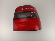 Feu arrière Skoda FELICIA