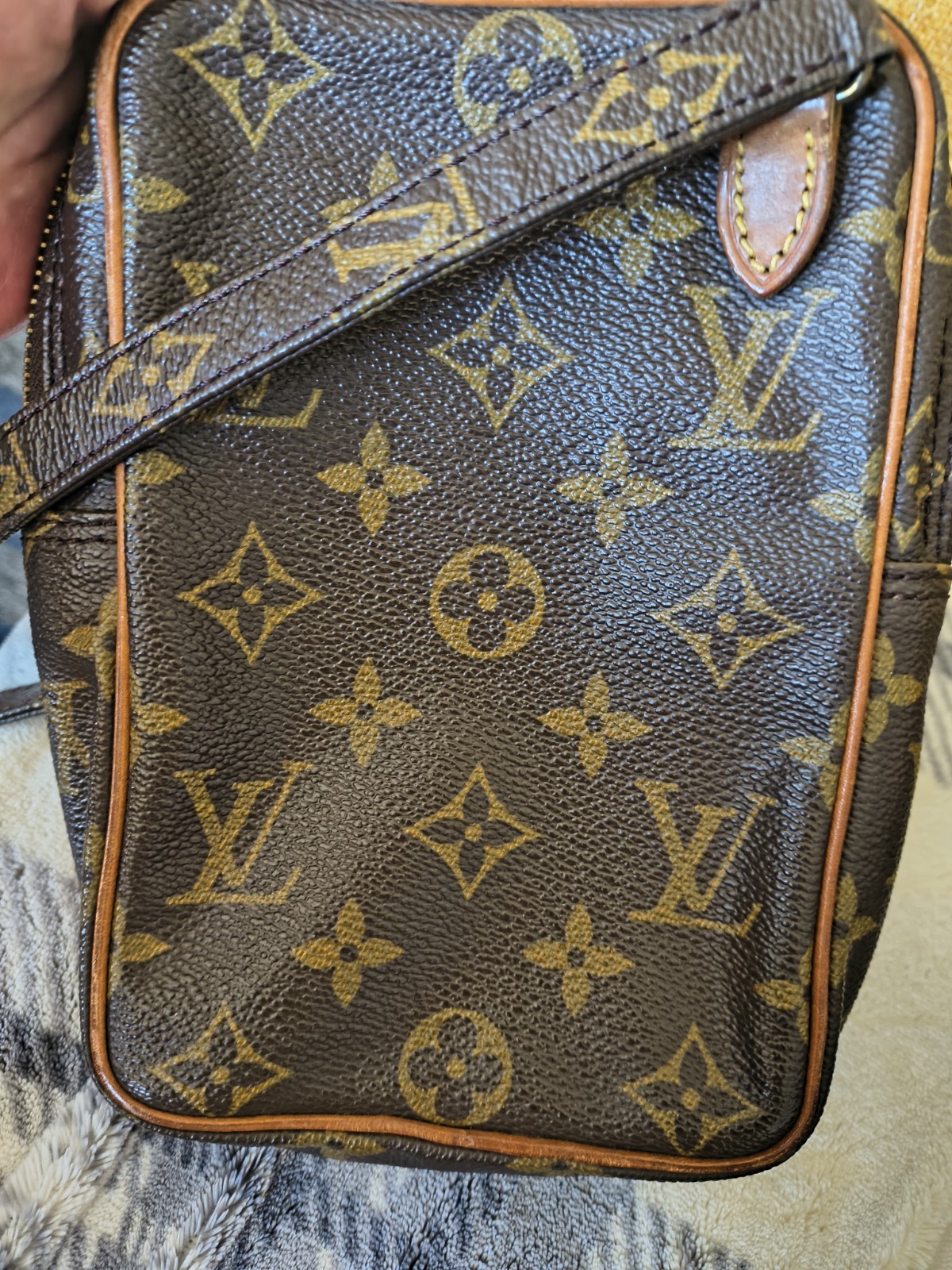 Vuitton Bundle - image 8
