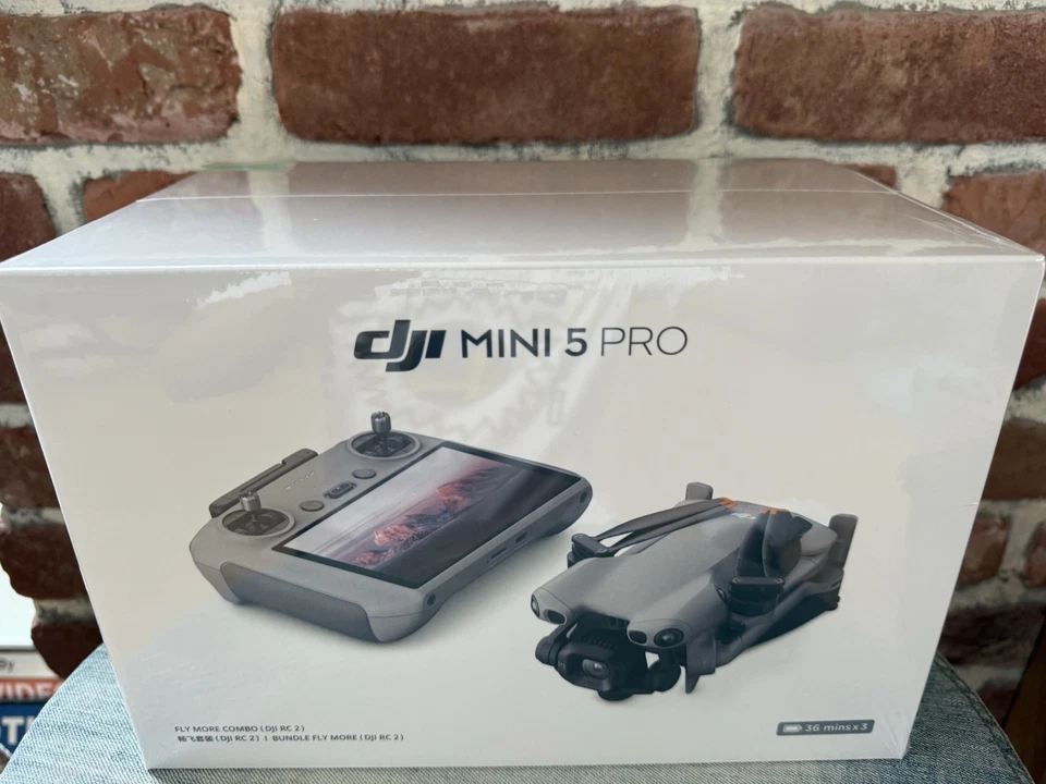 DJI Mini 5 Pro Fly More Combo 36 min 3 Batteries *NEW & SEALED*  JP Ship Now - Image 2 of 4