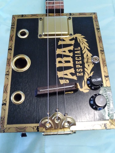 2 WEEK SPECIAL- CIGAR BOX GUITAR 3 STRING ACOUS/ELEC ALL WOOD HUMBUCKER P U. A+