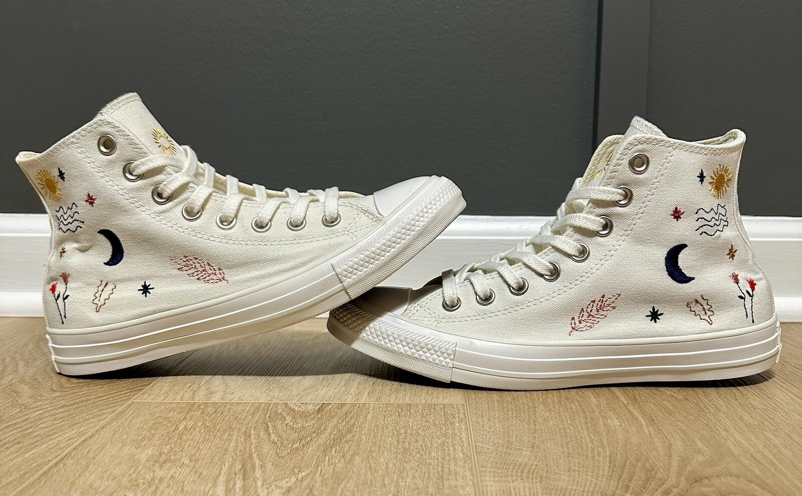 Converse Chuck Taylor All Star High 'It's Okay To Wander' 571079C Donna 8 5