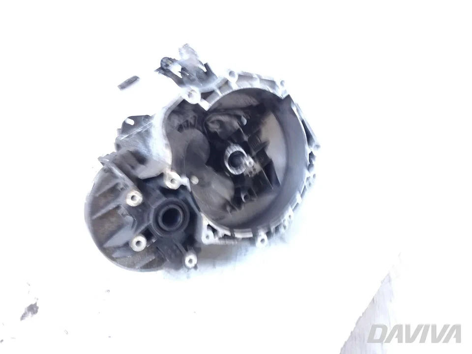 Vauxhall Insignia Boîte de vitesses manuelle à 6 vitesses 1.6 CDTI Diesel MF3 - Image 2 of 4