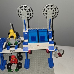 Vintage LEGO Space Supply Station Set #6930 Legoland 1983 w/Manual - READ