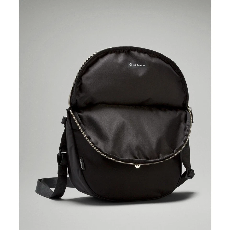 NWT Lululemon All Night Festival Bag 5L – Black Silver Edition – Perfect - Image 2 of 4