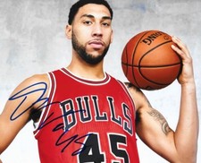 Denzel Valentine signed Chicago Bulls 8x10 photo autographed Michigan State    