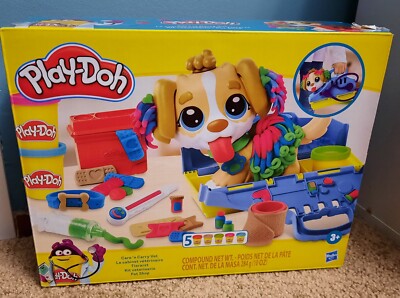 Play-Doh Care 'n Carry Vet Playset for Kids Years and Up with Toy