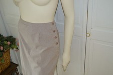 NEW CHRISTOPHER BANKS SKIRT SIZE 10 NWT