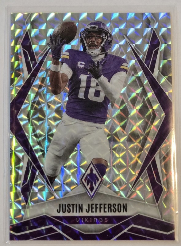 2025 Panini Phoenix - Justin Jefferson #135 Silver Pyramids Vikings NM