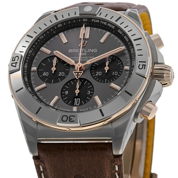 Reloj para hombre Breitling Chronomat B01 42 Triumph Edición Limitada TB0134101M1X1 2