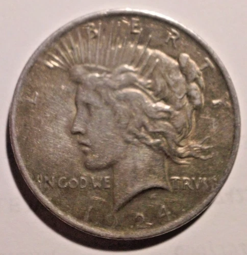 1924 Peace Silver Dollar, .900 fine silver, Nice looking coin, LOW Cost Shipping