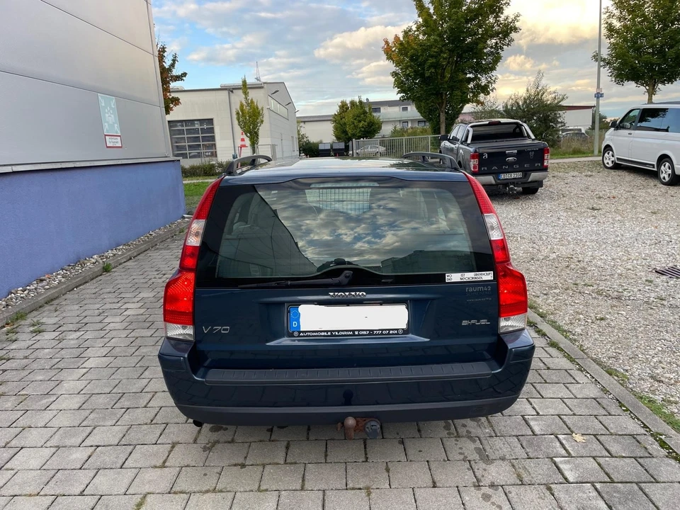 Volvo V70 II (P26) Bi-Fuel Benzin/CNG Erdgas - Kombi - 2.4l, Winterauto - Bild 4 von 4