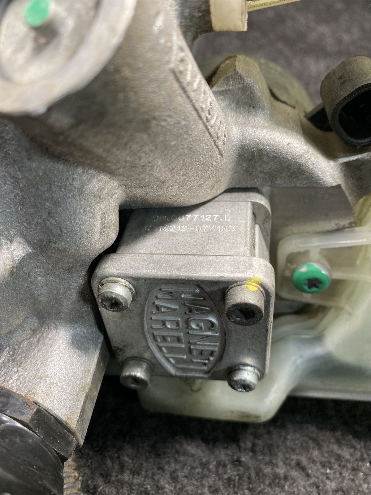 2013 Lamborghini Gallardo 10k Shifter Accumulator Oil Pump OEM 086301247C