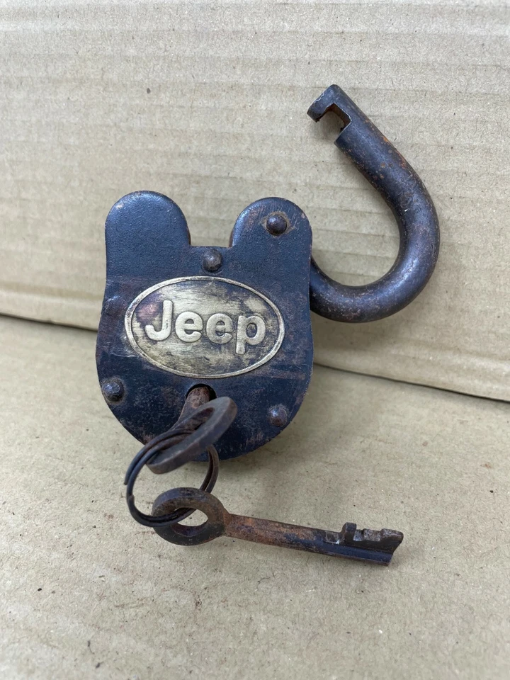 Candado con etiqueta Jeep de hierro fundido, acabado antiguo con 2 llaves realmente funciona Foto 3 de 4