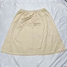 80'S VINTAGE JC PENNY NUDE NYLON LACE SLIP SKIRT SIZE MEDIUM