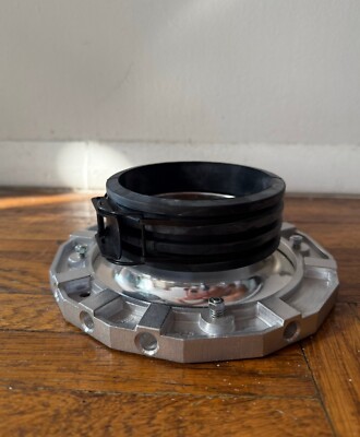 Westcott speed ring for Profoto Lights, Basically New, Used twice.