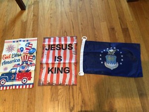 Lot 3 garden flags Patriotic & Religious