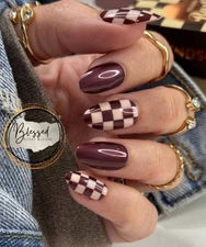 Red Aspen Press On Nails- Friendsgiving with Fiona- Medium Almond Checker