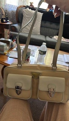 Vintage Pregio Handbag with Dual Front Pockets