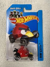 Hot Wheels 1:64 Angry Birds Diecast Car HW City Red Yellow Black 3