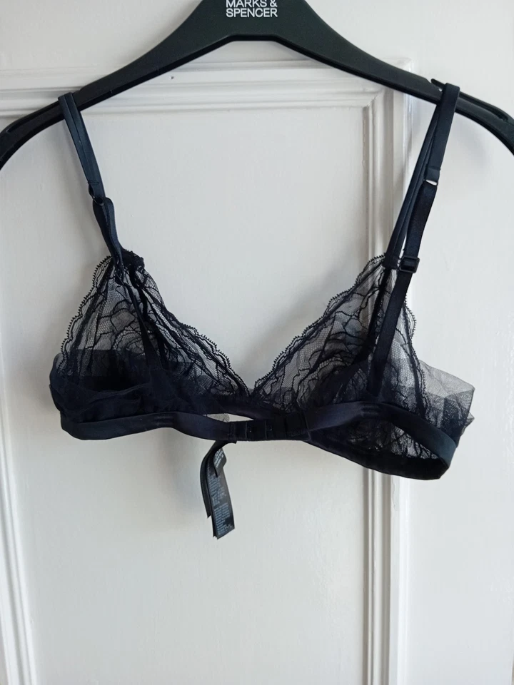 Calvin Klein Women's Non Wired Bra M - Image 3 of 4