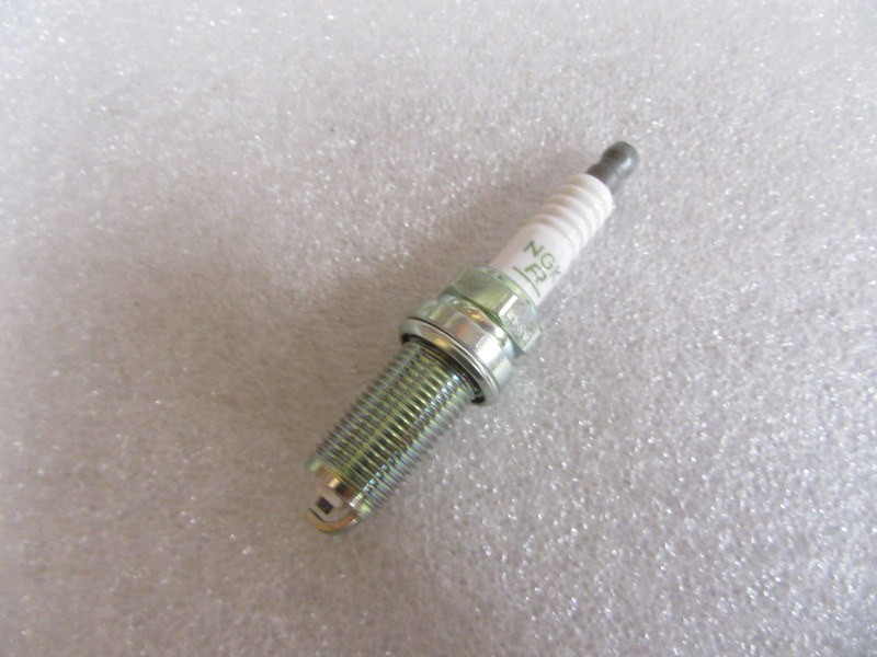 SP3 Genuine NGK LFR4A-E Spark Plug 6499 OEM New Factory Boat Parts