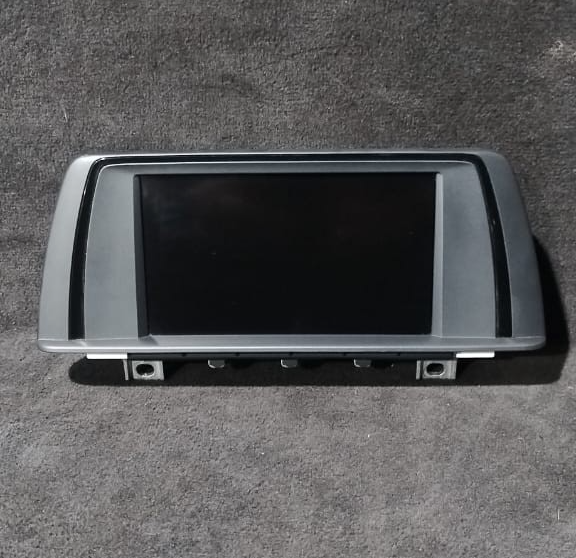 BMW 1 2 SERIES F20 F21 F22 SAT NAV MULTIMEDIA SCREEN DISPLAY - 9237539