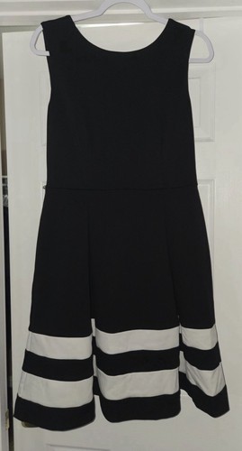 Calvin Klein Women's Sleeveless Seamed Fit-and-Flare Dress Size 10