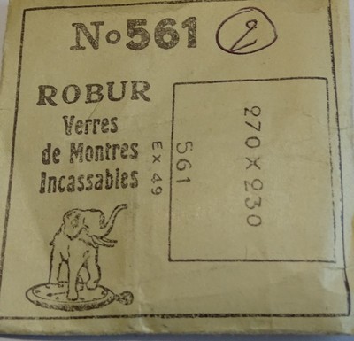 Verre De Montre Rectangle Bomber - Dimensions 27 X 17 Mm - Marque ROBUR - Neuf Sans étiquette