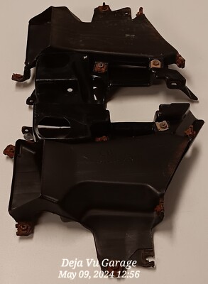 Mazda RX7 88-91 Brake Cooling Air Ducts FC01 43 64X, FC01 43 63X