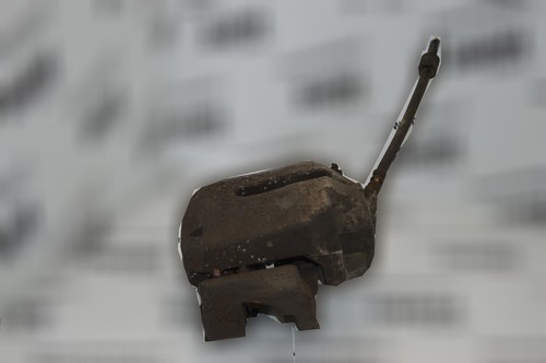 BMW E39 530d Bremssattelgehäuse links Caliper housing left