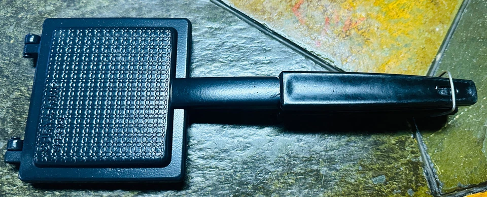 Sandwichera Antiadherente Tostadora de Gas Pan Asado Parrilla Clásica Foto 3 de 4