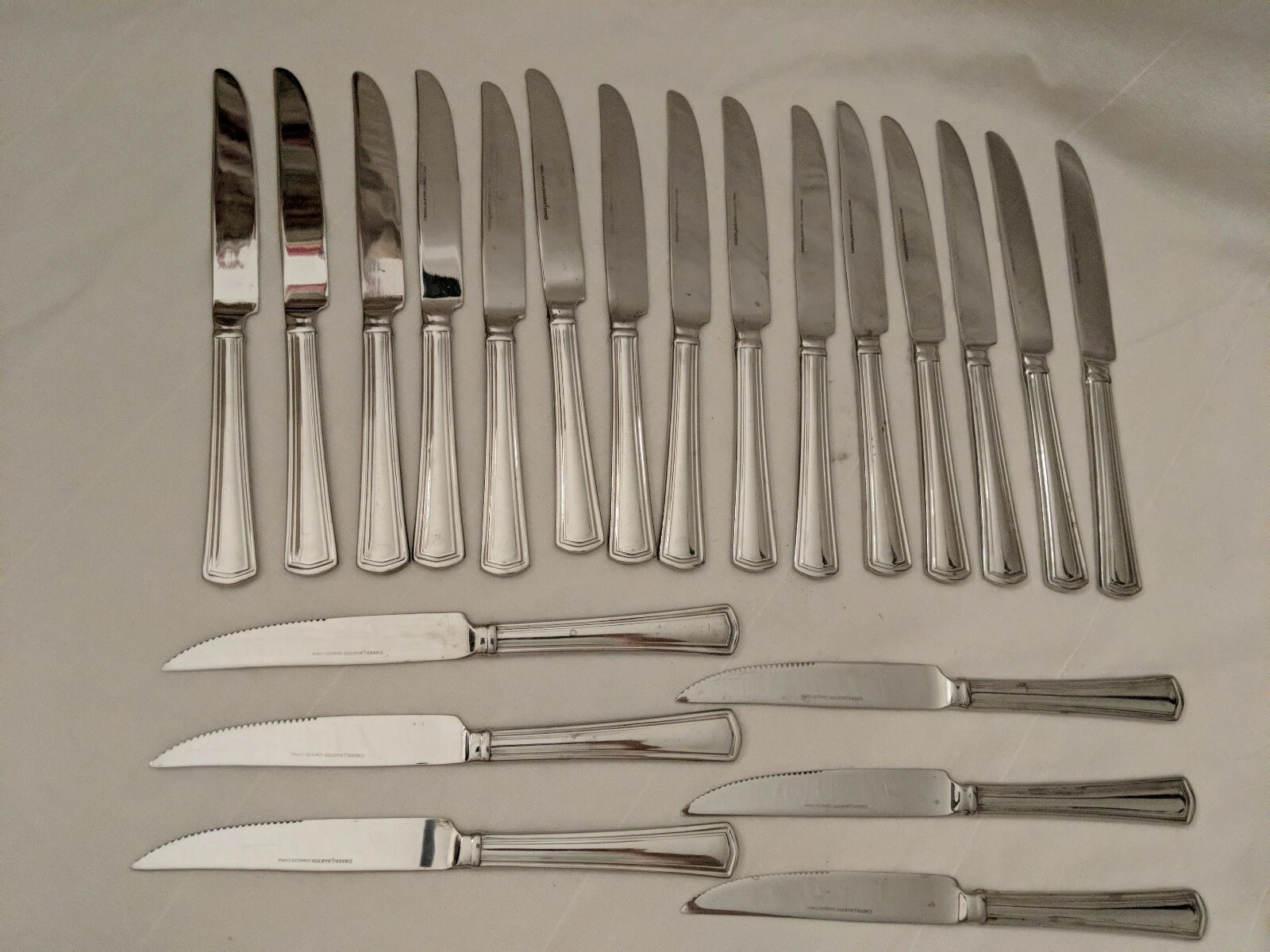 21 Piece Lot Reed & Barton Walden Stainless 18/10 Knives and Serrated Knives