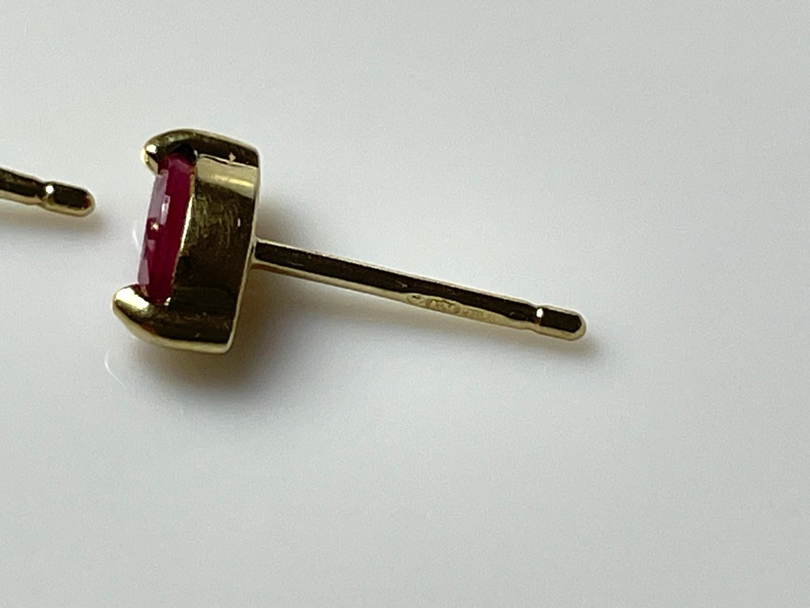 Ruby Earrings 9ct Gold Marquise cut Ruby Stud Ear… - image 9