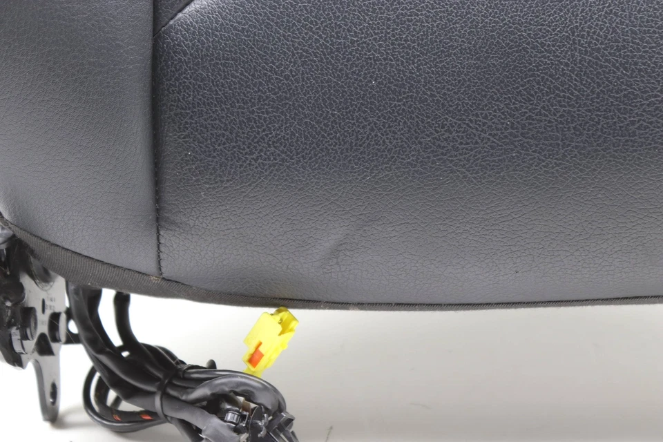 AUDI A4 ALLROAD 2013-2016 - Conjunto de cojín de respaldo asiento superior delantero derecho Foto 2 de 4