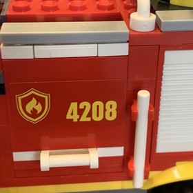 LEGO City - 4X4 Fire Truck #4208 (2012) 243 Pieces COMPLETE No Box